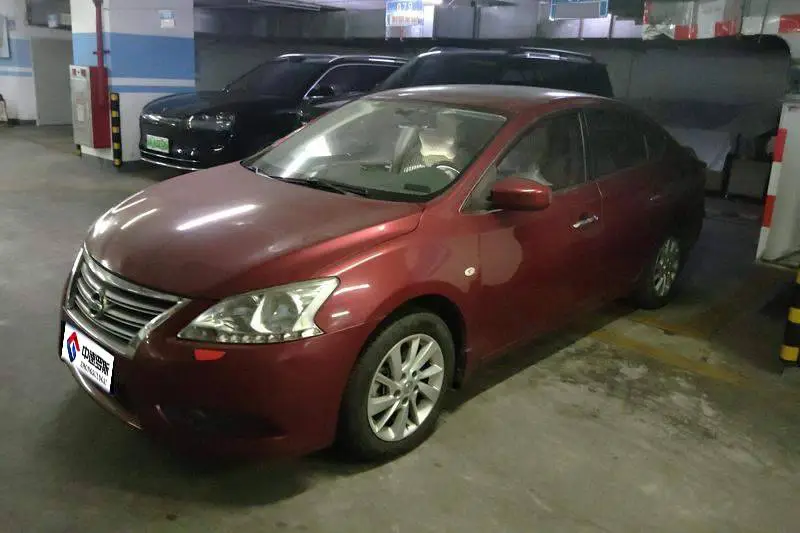 Sylphy 2012 1.6XL CVT Deluxe Edition