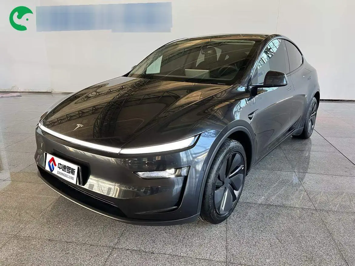 Model Y 2025 rear-wheel drive first edition