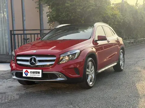 Mercedes-Benz GLA 2016 GLA 200 Dynamic