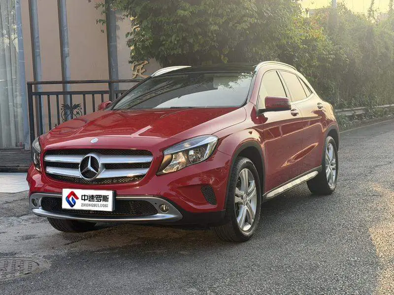 Mercedes-Benz GLA 2016 GLA 200 Dynamic