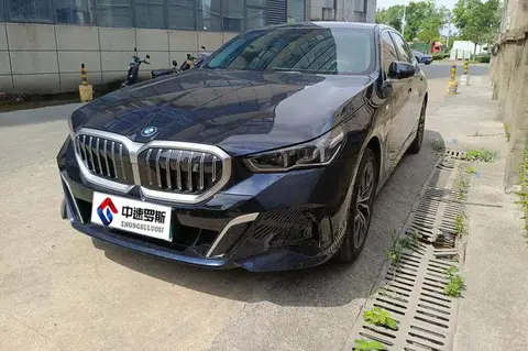 BMW i5 2024 eDrive 35L M Sport Package