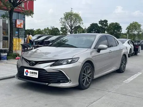 Camry 2021 2.5G Deluxe Edition
