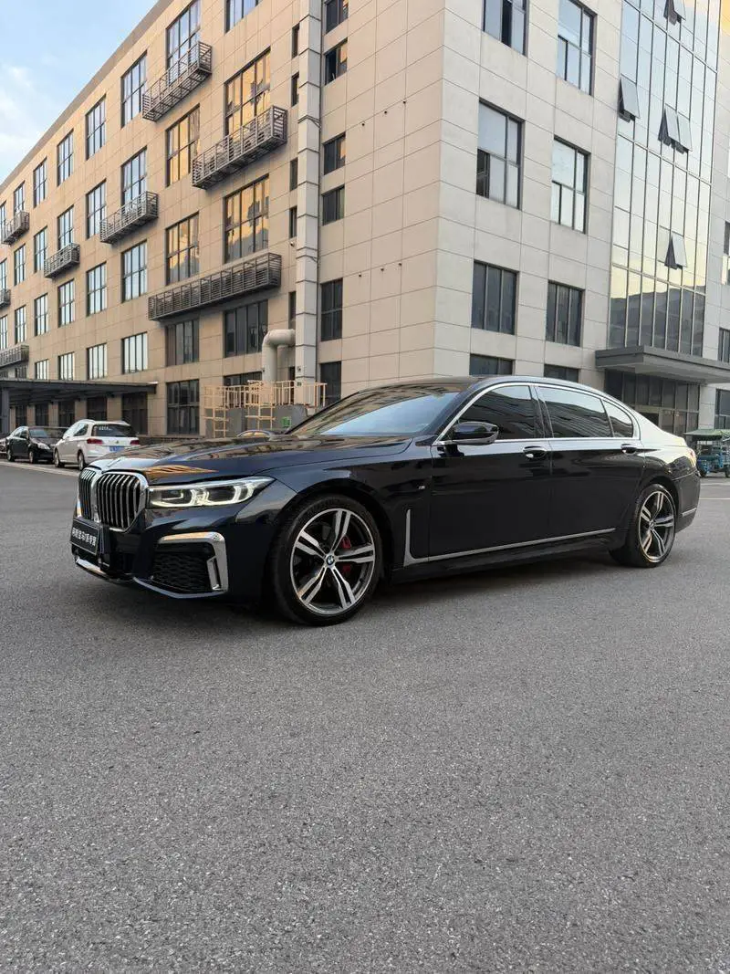 BMW 7 Series 2018 740Li Leading Excellence Package