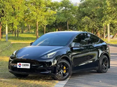 الطراز Y 2022 facelifted rear-wheel drive version