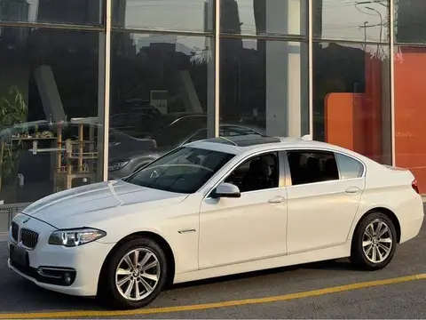 BMW 5 ซีรีส์ 2014 520Li Elegant Edition
