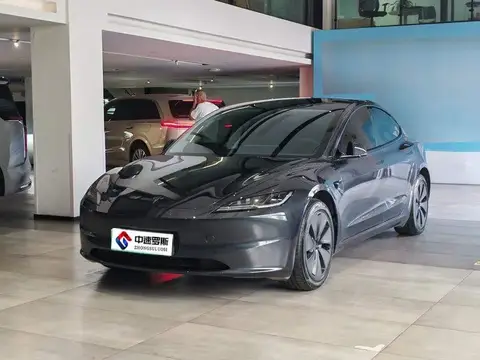Model 3 2025 rear-wheel drive version