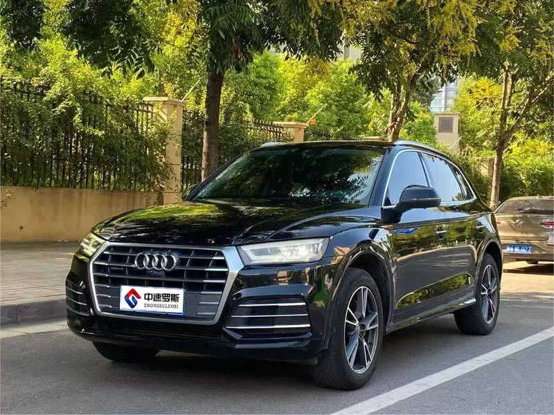 Audi Q5L 2018 40 TFSI Fashionable National VI