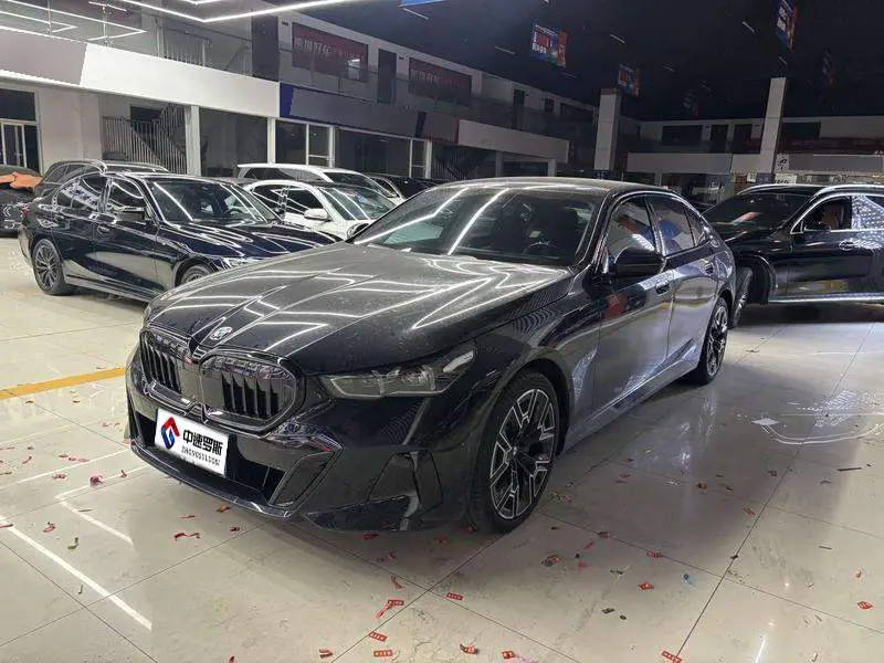BMW 5 Series 2026 530Li Premium M Sport Package