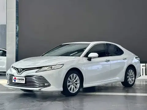 Camry 2018 2.0G Deluxe Edition