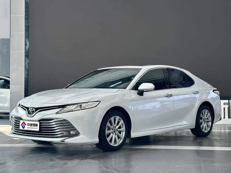 Camry 2018 2.0G Deluxe Edition