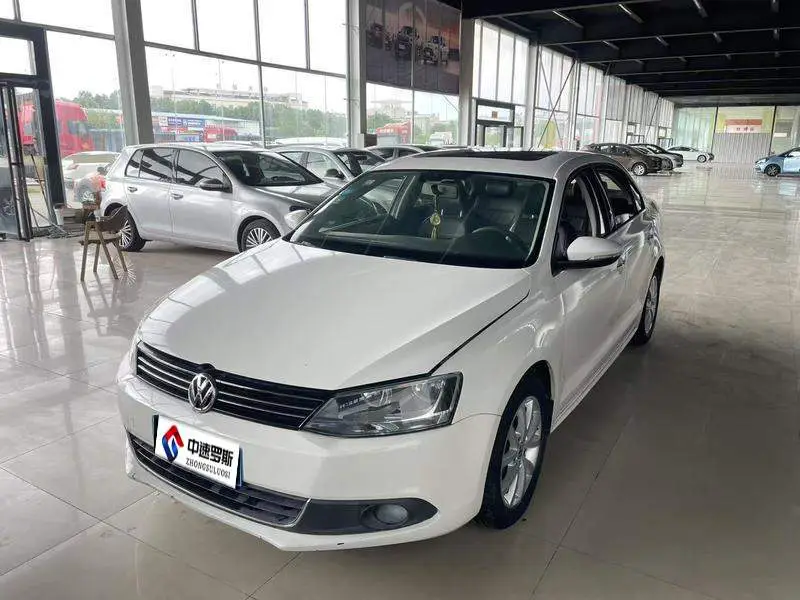 Sagitar 2012 1.6L Automatic Comfort