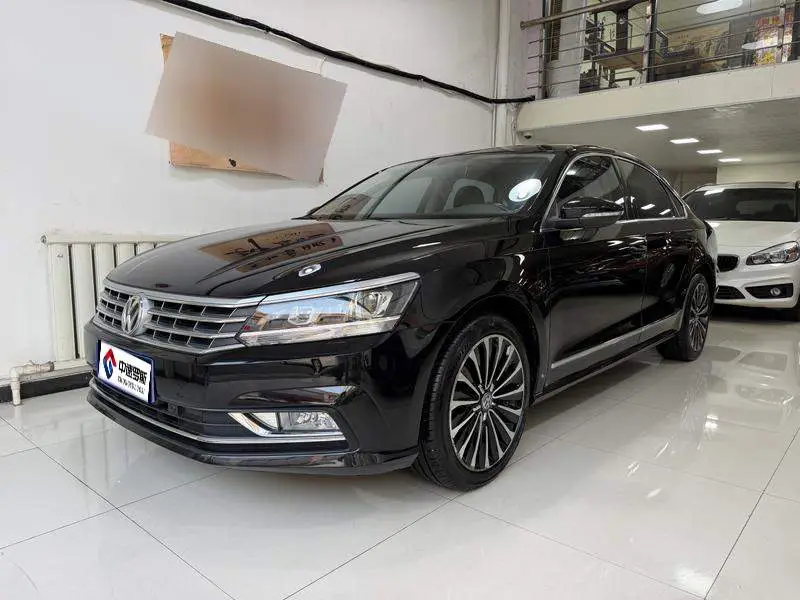 Passat 2016 330TSI DSG Royal Edition