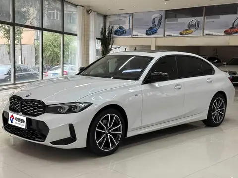 BMW 3 السلسلة 2023 320Li M Sport Package