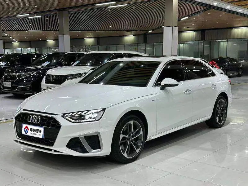 Audi A4L 2024 40 TFSI Stylish and Dynamic