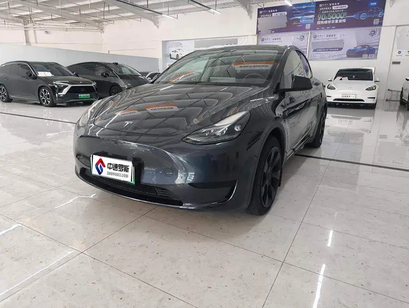 Modèle Y 2024 rear-wheel drive version