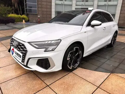 Audi A3 2024 Sportback 35 TFSI Luxury Sports