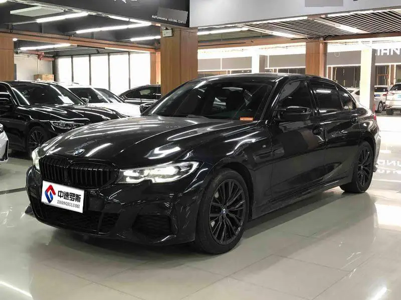 BMW 3 Series 2021 facelift 325i M Sport Night Edition