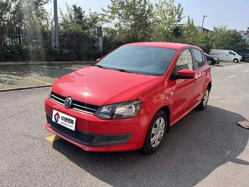 Polo 2013 1.4L Manual Fashion Edition
