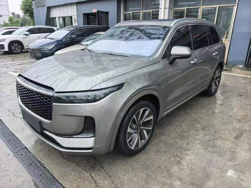 Ideal ONE 2021 Extended Range 6-seater Edition