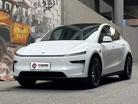 Mẫu Y 2025 rear-wheel drive version