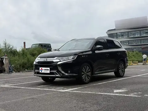 Outlander 2021 รุ่น 2.0L 2WD Enjoy Edition 5 Seaters