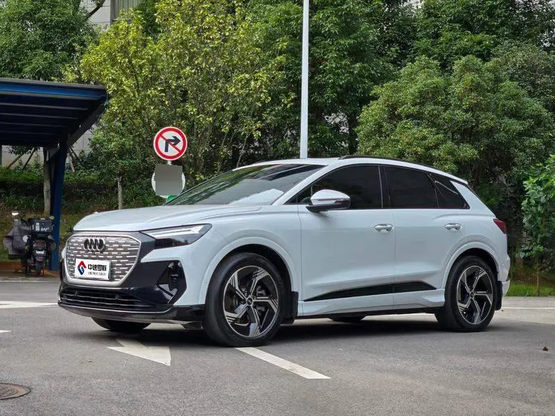 Audi Q4 e-tron 2023 40 e-tron Creative Edition