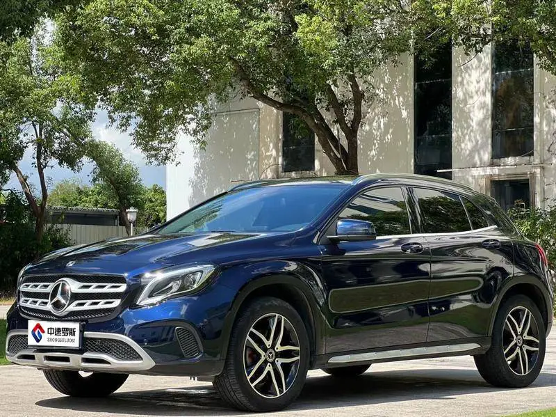 Mercedes-Benz GLA 2017 GLA 200 Fashion Edition