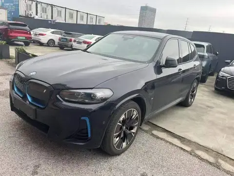 BMW iX3 2022 Pioneer