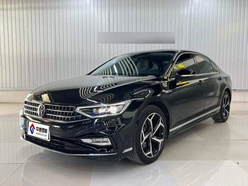 Magotan 2024 2 million units of 330TSI DSG luxury model
