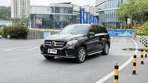 Mercedes-Benz GLE 2019 GLE 320 4MATIC Dynamic Collector's Edition