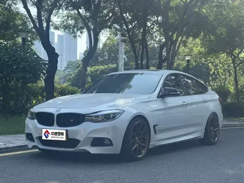 BMW 3 Series GT 2018 320i Fashion Edition