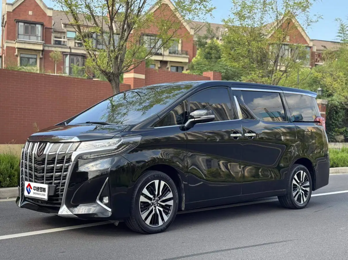 Alpha 2018 facelift 3.5L luxury version