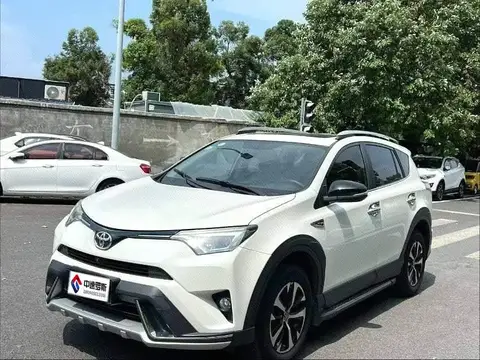 RAV4 Rongfang 2018 2.0L CVT 2WD Fashion X Edition