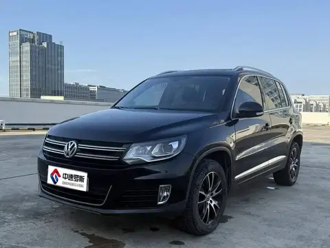 Tiguan 2015 1.8TSI Automatic 2WD Luxury รุ่น