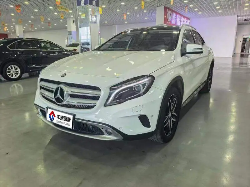 Mercedes-Benz GLA 2015 GLA 220 4MATIC Fashion Edition