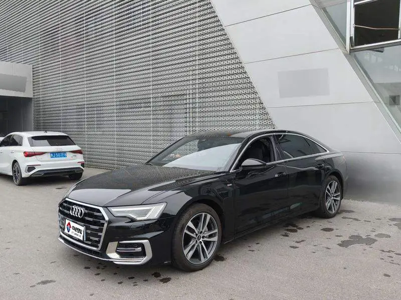 Audi A6L 2025 40 TFSI Luxury Dynamic Edition