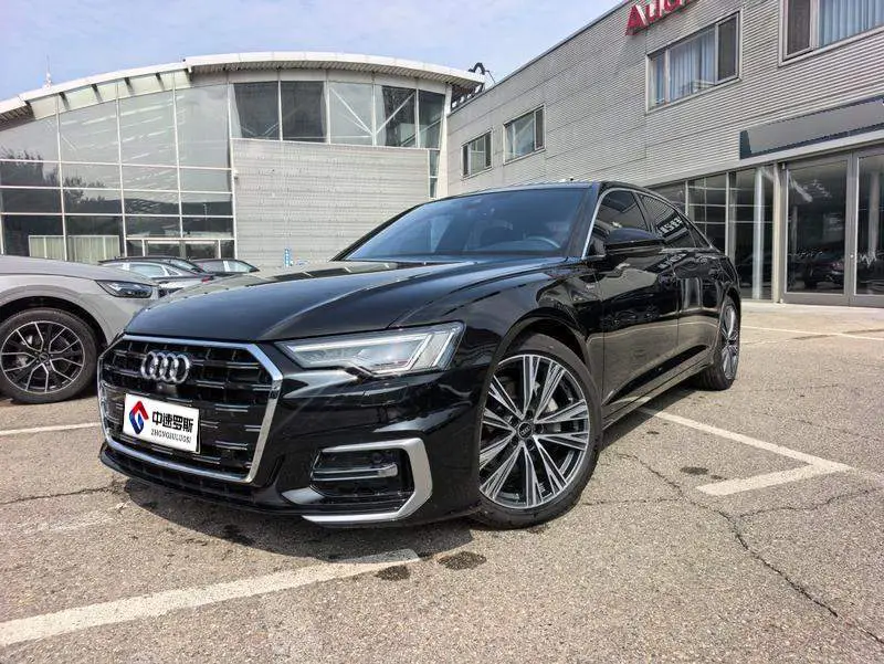 Audi A6L 2025 45 TFSI Selected Dynamic Edition