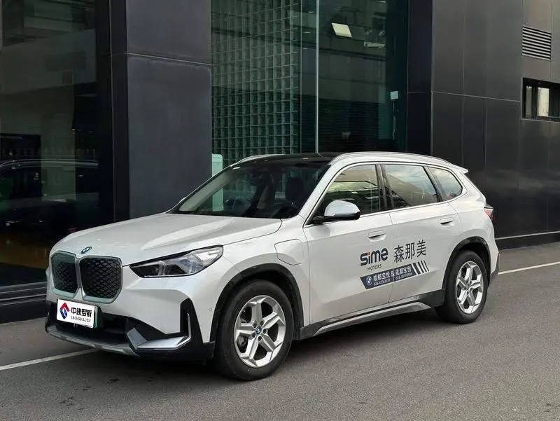 BMW iX1 2025 eDrive25L X Design Package