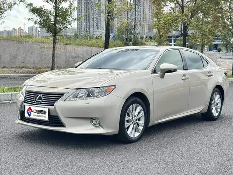 Lexus ES 2014 300h Elite Edition