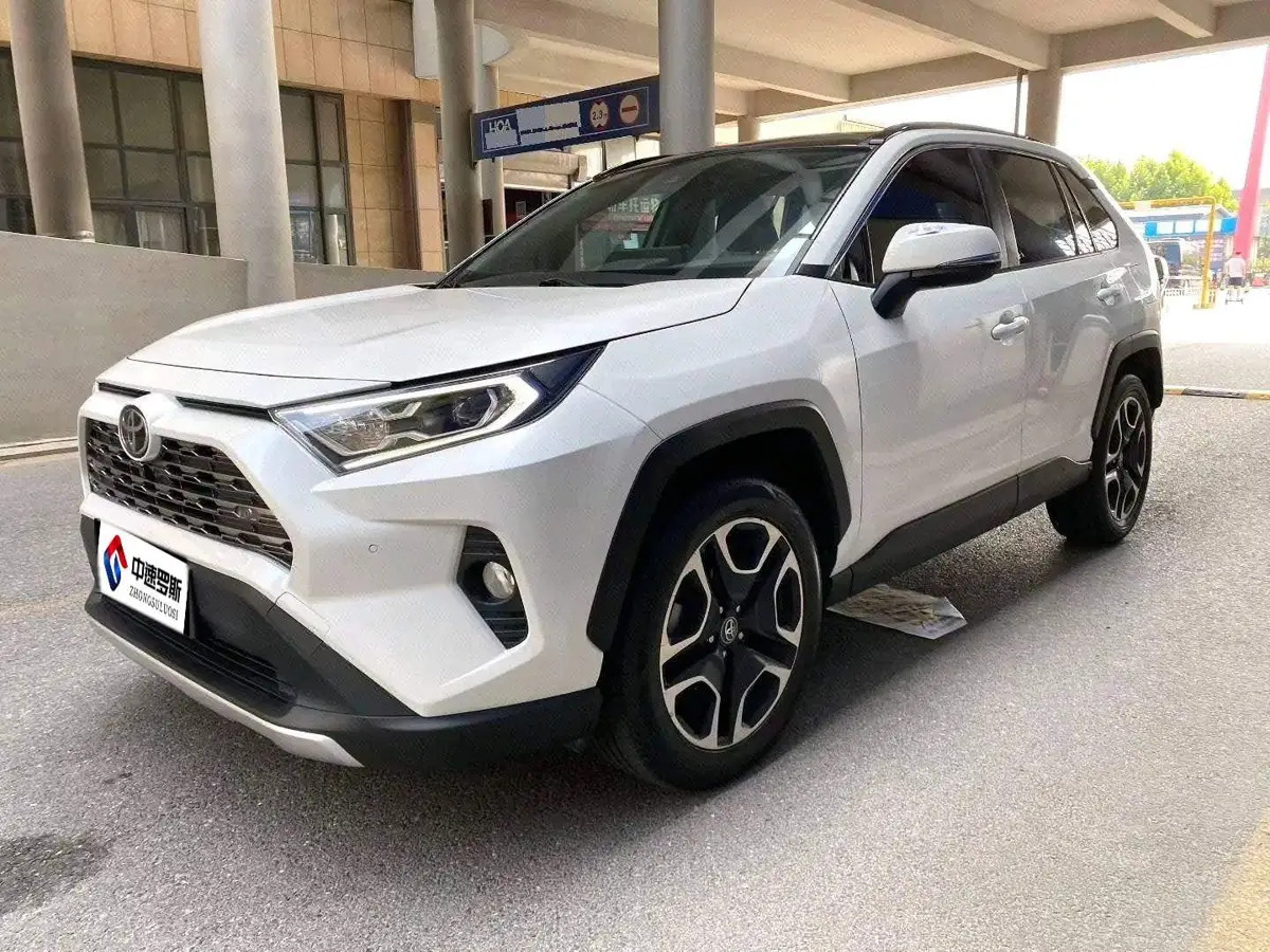RAV4 Rongfang 2020 2.0L CVT 4WD Premium Edition