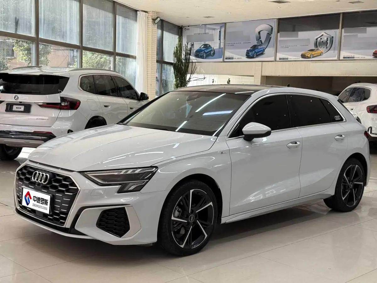 Audi A3 2023 Sportback 35 TFSI Stylish and sporty