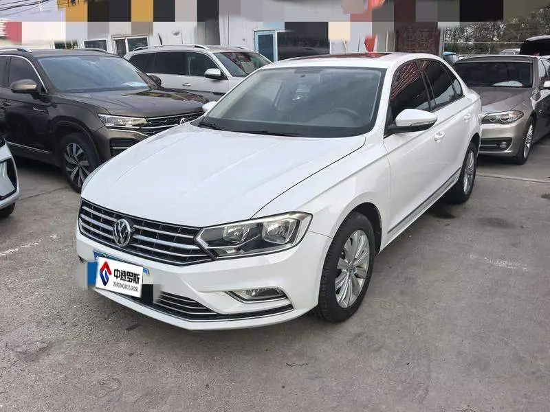 Bora 2017 1.6L Automatic Comfort