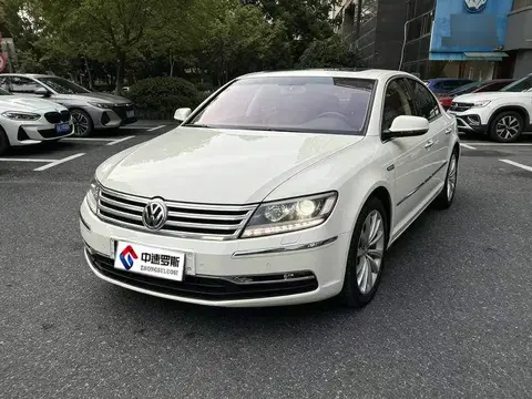 Phaeton 2011 4.2L V8 4-seat Extended Individual Edition