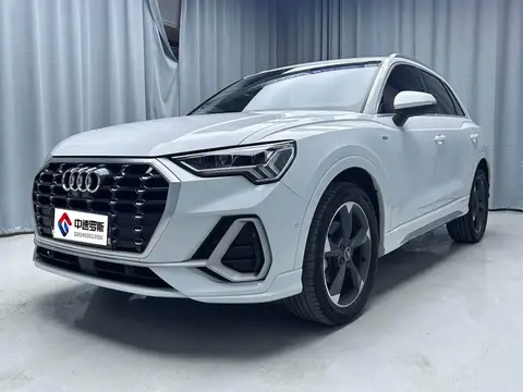 Audi Q3 2022 35 TFSI Stylish and Dynamic
