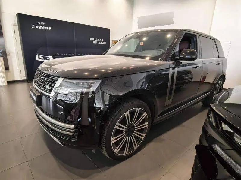 Range Rover 2026 3.0 L6 400PS SE Long Wheelbase Edition