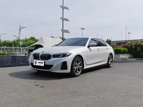BMW i3 2025 eHệ dẫn động 35 L