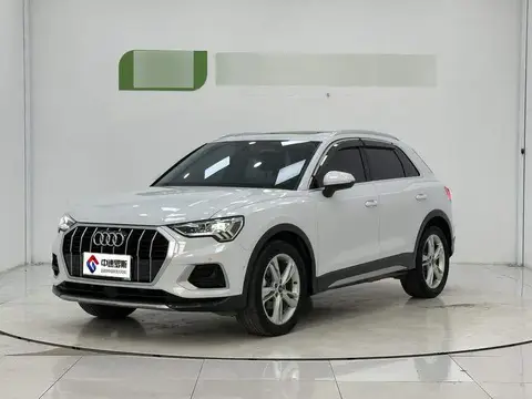 Audi Q3 2022 35 TFSI Stylish and Elegant