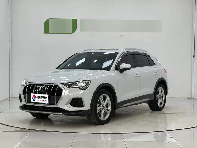 Audi Q3 2022 35 TFSI Stylish and Elegant