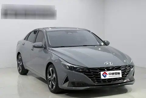 Elantra 2022 1.5L CVT LUX Premium Edition