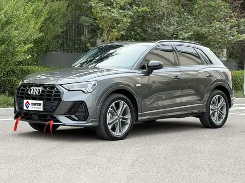 Audi Q3 2023 35 TFSI Fashion Dynamic Edition (1.4T)